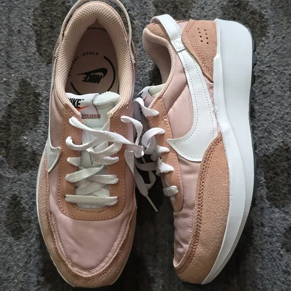 Nike Waffle Debut - Picture 8 of 8